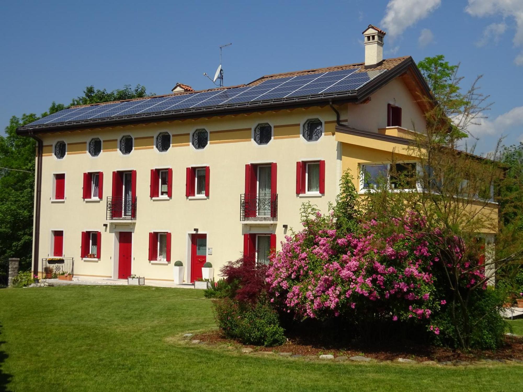 Casa Novecento Bed and Breakfast Feltre Exteriör bild