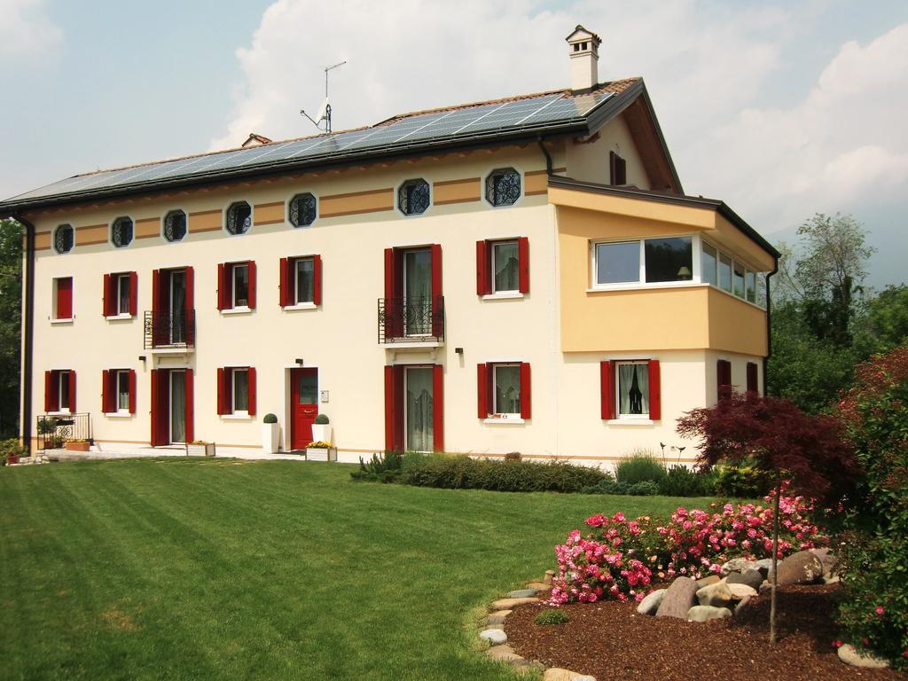 Casa Novecento Bed and Breakfast Feltre Exteriör bild
